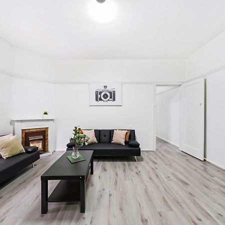 Burwood New 2 Bedroom 2 Bathroom Apartment Sydney Eksteriør bilde